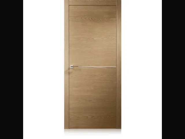Porta per interni Equa 1 in Ecorovere Oro con filetto metallo orizzontale di Ferrero Legno