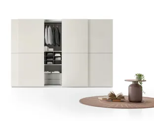 Armadio Ardecò Forte laccato lucido Platino di Spagnol Mobili