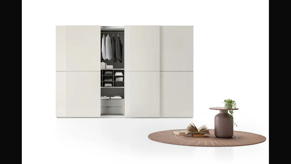 Armadio Ardecò Forte laccato lucido Platino di Spagnol Mobili