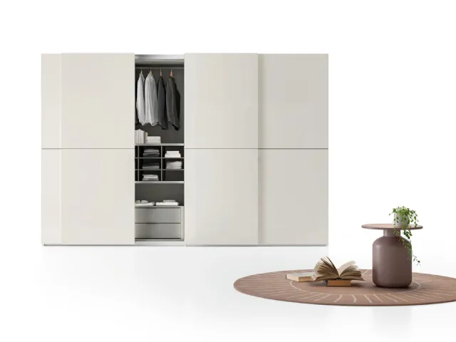 Armadio Ardecò Forte laccato lucido Platino di Spagnol Mobili