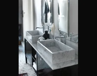 Mobile Bagno da appoggio in laccato lucido con doppio lavabo in marmo bianco di Carrara DIAMANTE DM25 di Compab