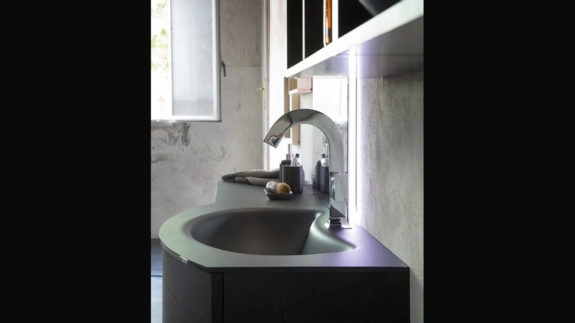 Mobile da Bagno sospeso in rovere con lavabo integrato in vetro satinato K25 32 di Compab