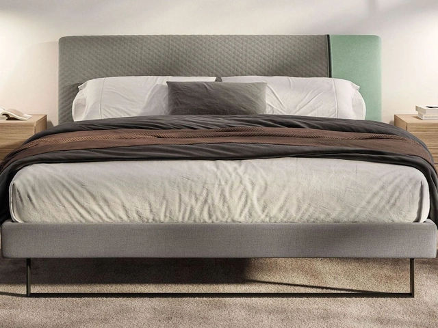 Comodino in rovere nodato Velvet di Spagnol Mobili