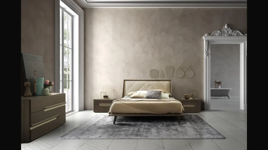 Letto in legno Cliff con testiera rivestita in pelle trapuntata di Mobilgam