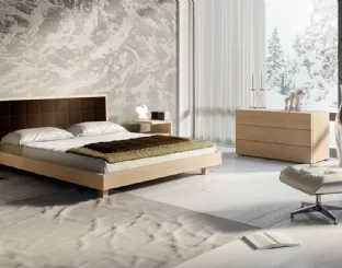 Letto in legno con testiera in tessuto trapuntato Kim di Fratelli Elli