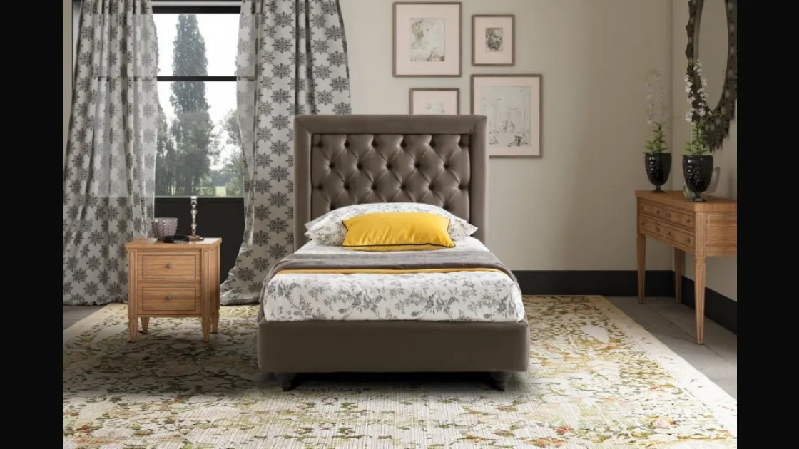 Letto singolo classico Monet con testiera trapuntata di Le Comfort