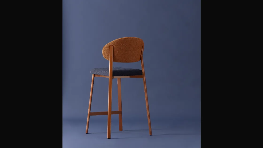 Sgabello Beba Curvy di Pointhouse