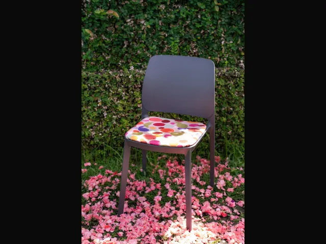 Sedia Tipa Ika Jane di Pointhouse