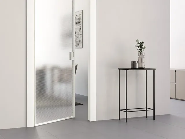 Porta per interni Cristal Frame Battente di Ferrero Legno